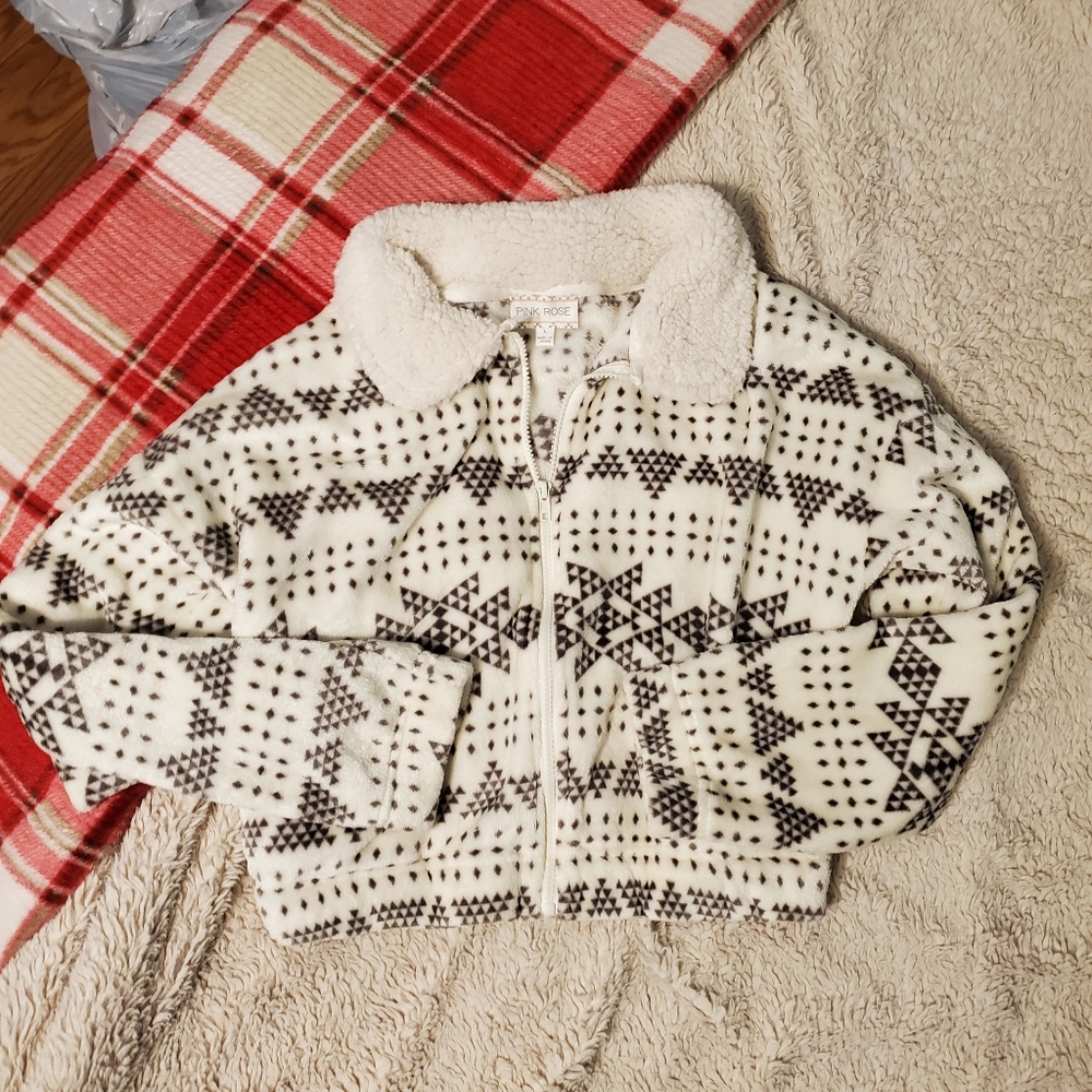 Cozy cropped winter jacket